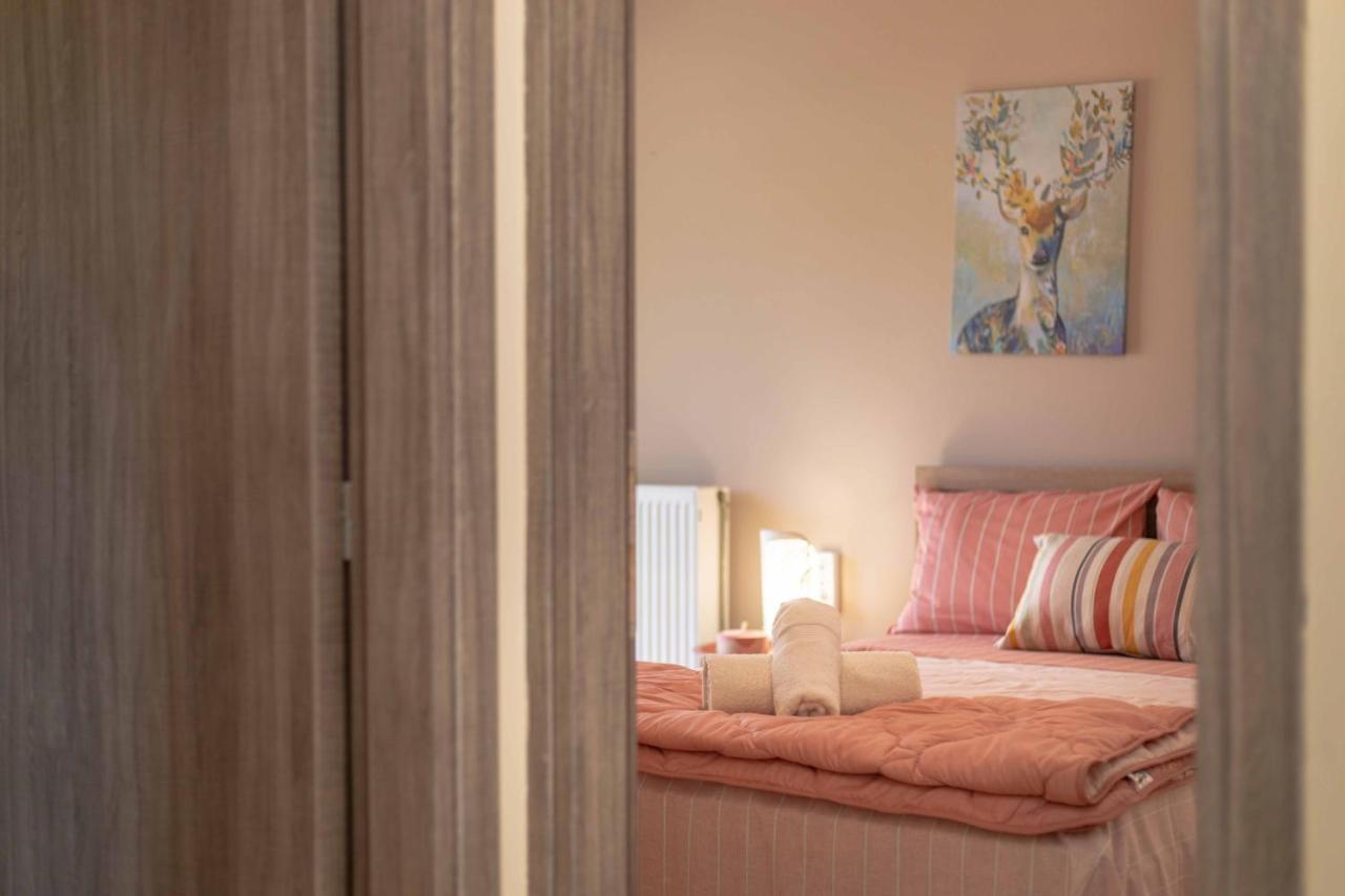 Villa Melenia For Family Holidays By The Beach Agia Pelagia Exteriör bild