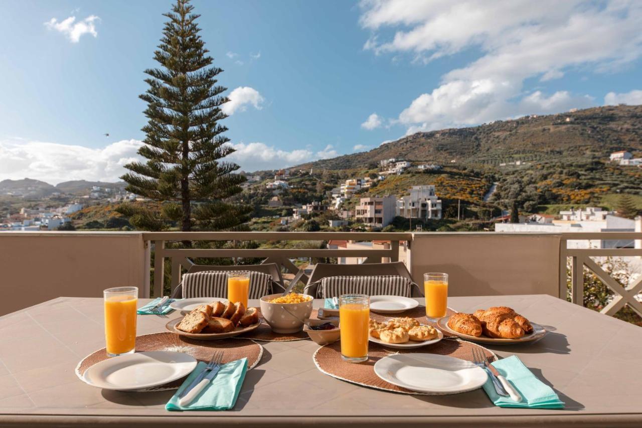 Villa Melenia For Family Holidays By The Beach Agia Pelagia Exteriör bild